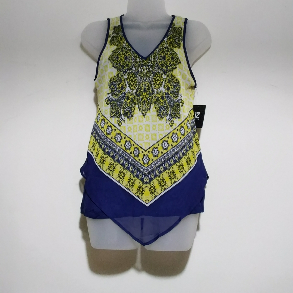 Women's IZ Byer blue and yellow sleeveless blouse